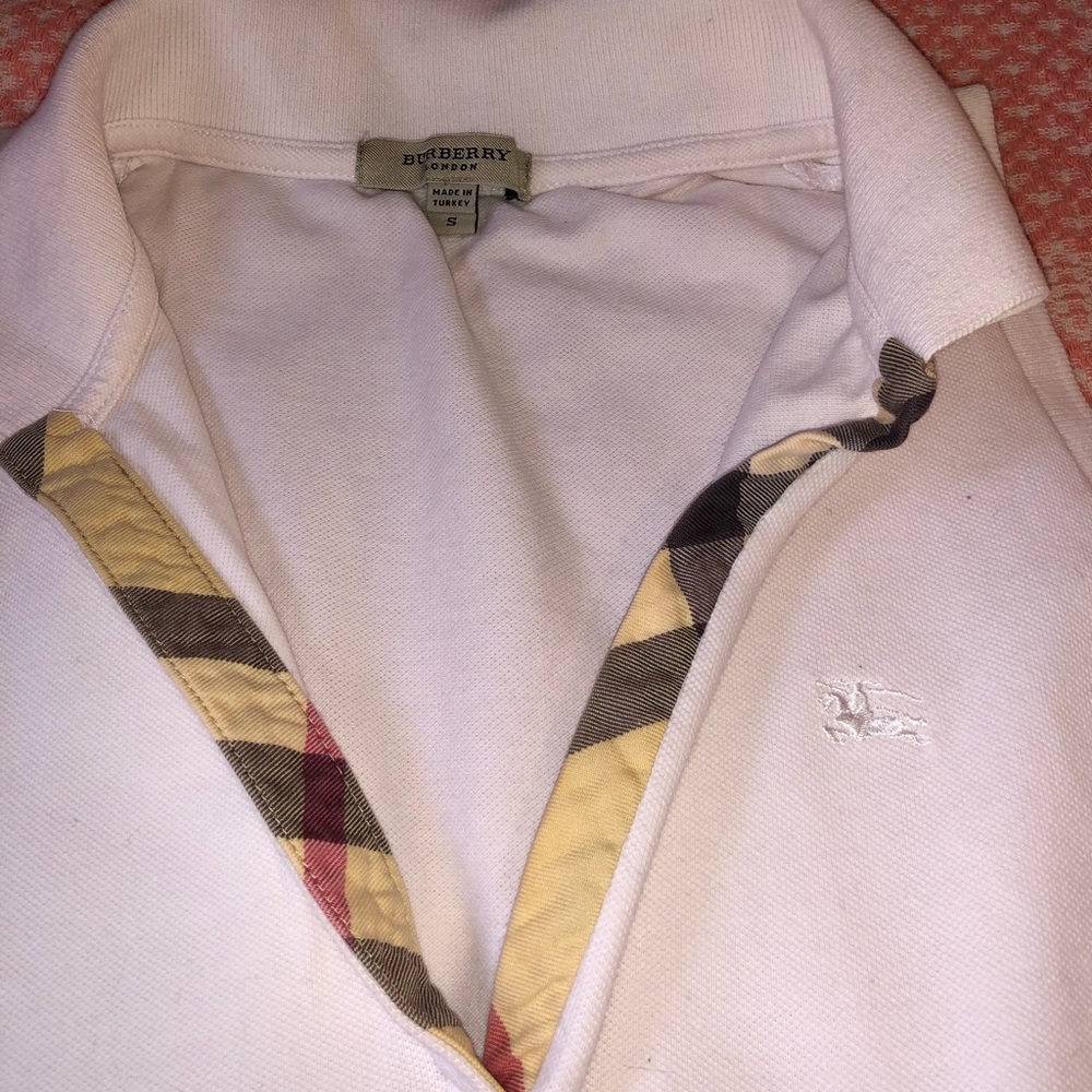 Burberry Sleeveless Polo Top